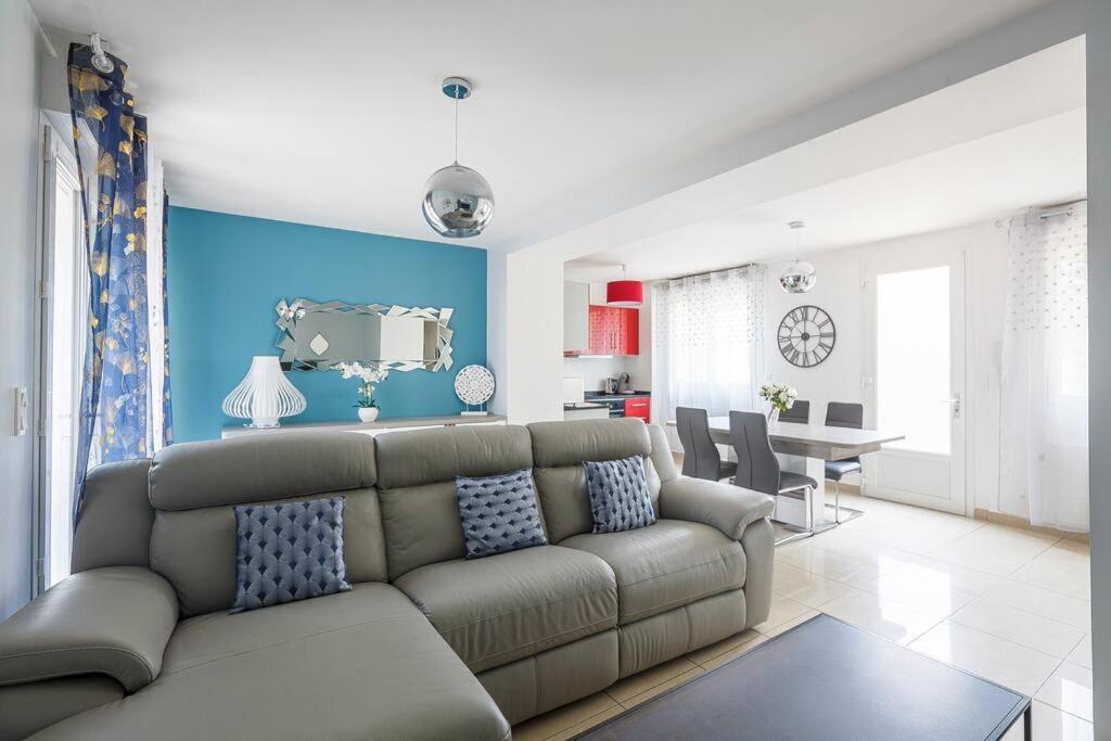 Logement 004 A 300M De La Gare Mantes La Jolie Exteriér fotografie